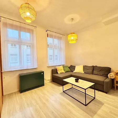 Apartament Tuz Przy Polwiejskiej Poznan Exterior photo