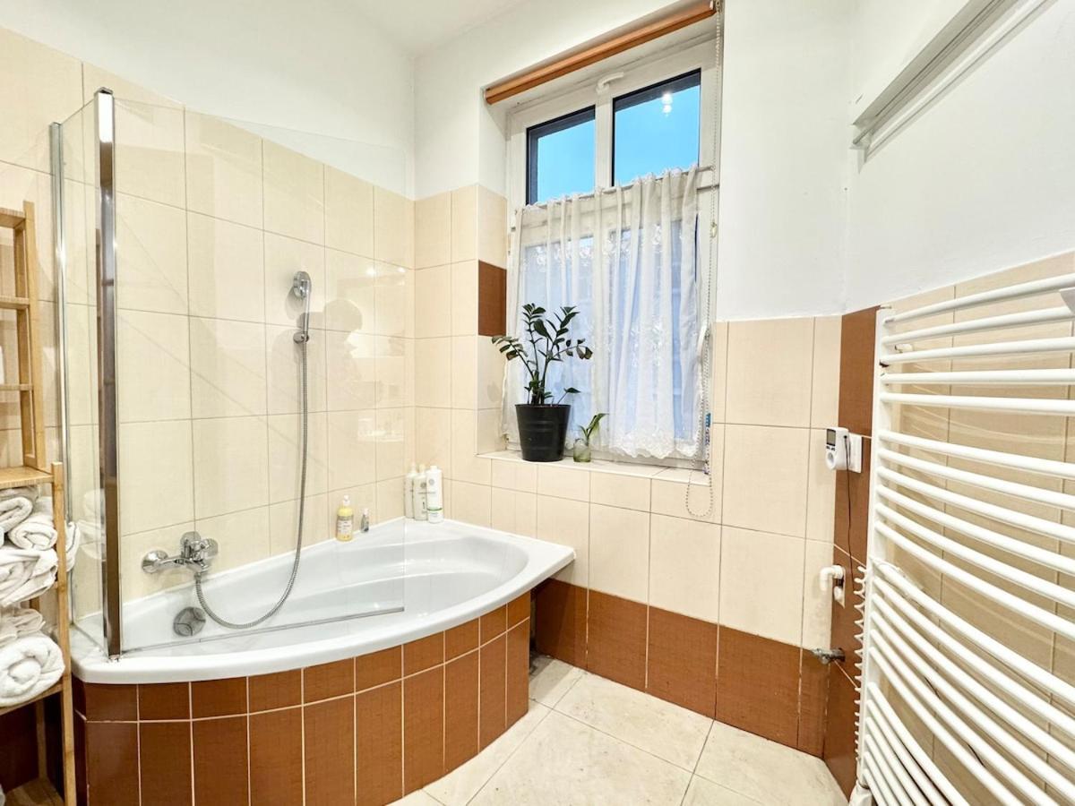 Apartment Tuz Przy Polwiejskiej *